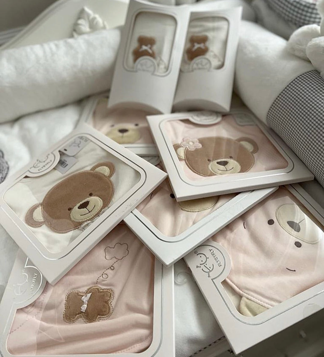 Extra absorbent teddy bear bib - beige