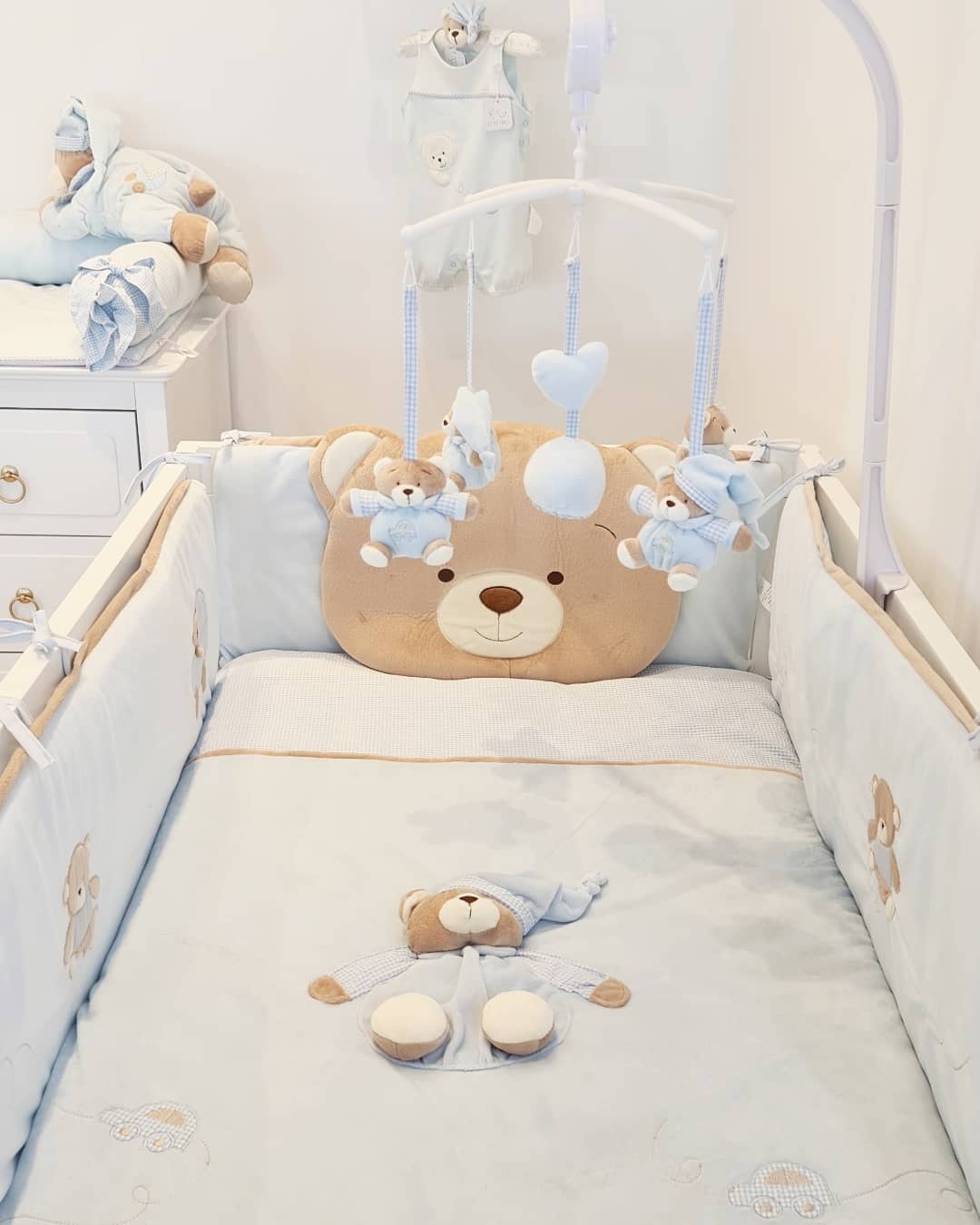 Bedding set for a baby bed / convertible bed - blue bear