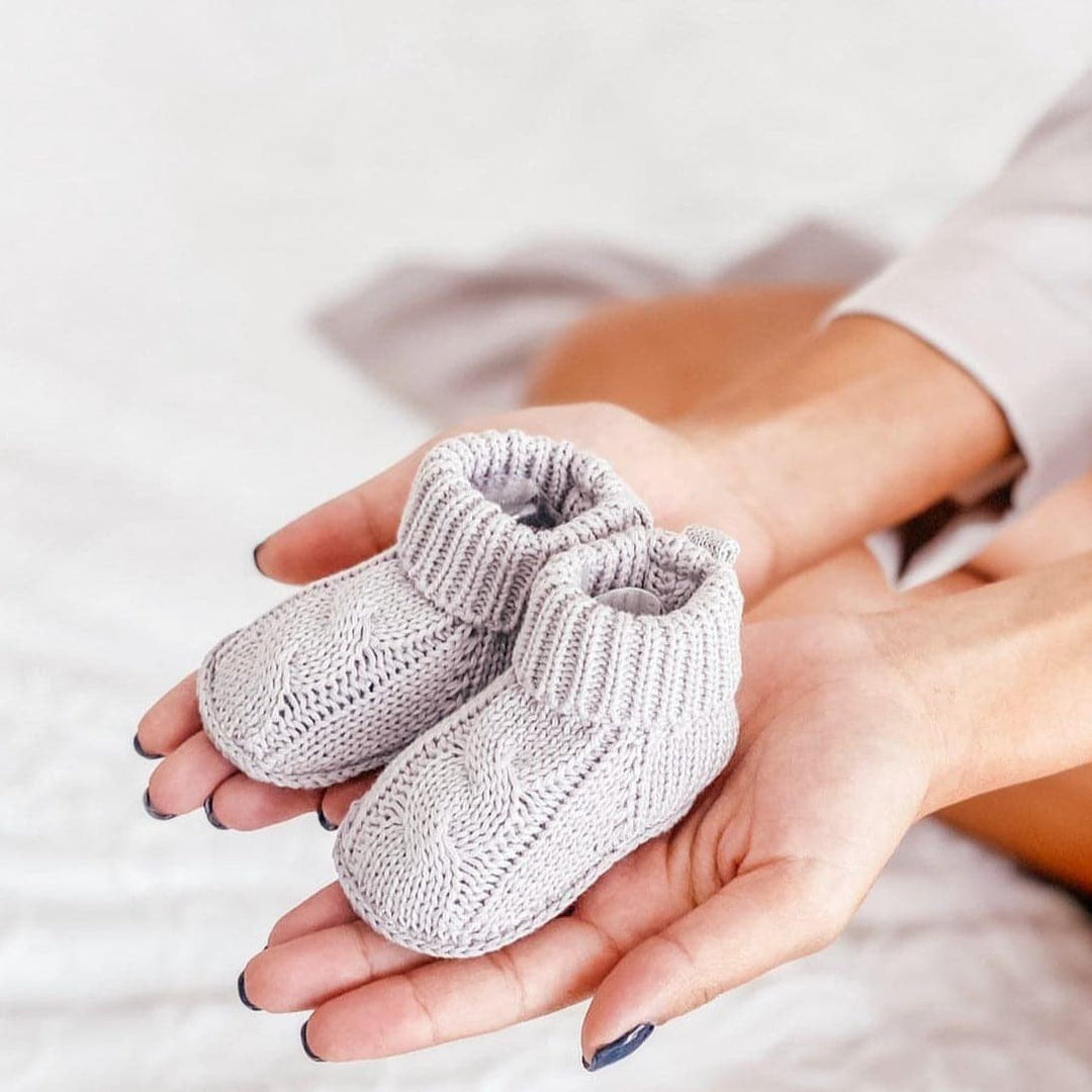 Knitted baby socks - gray